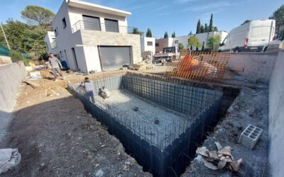 Construction de piscine creusée monobloc 7×3,8m à Saint Raphael