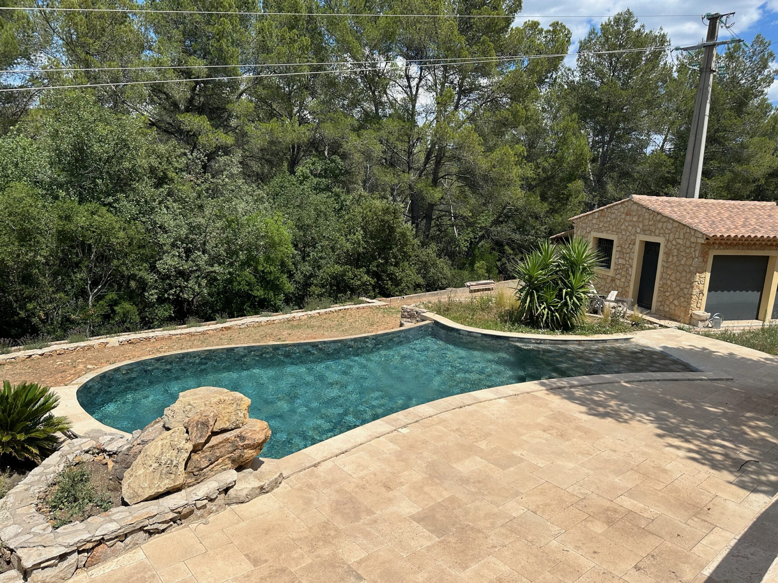 construire piscine creusée dans au luc en provence