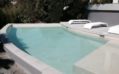 Rénovation de Piscine Creusée : transformez votre bassin dans le Var