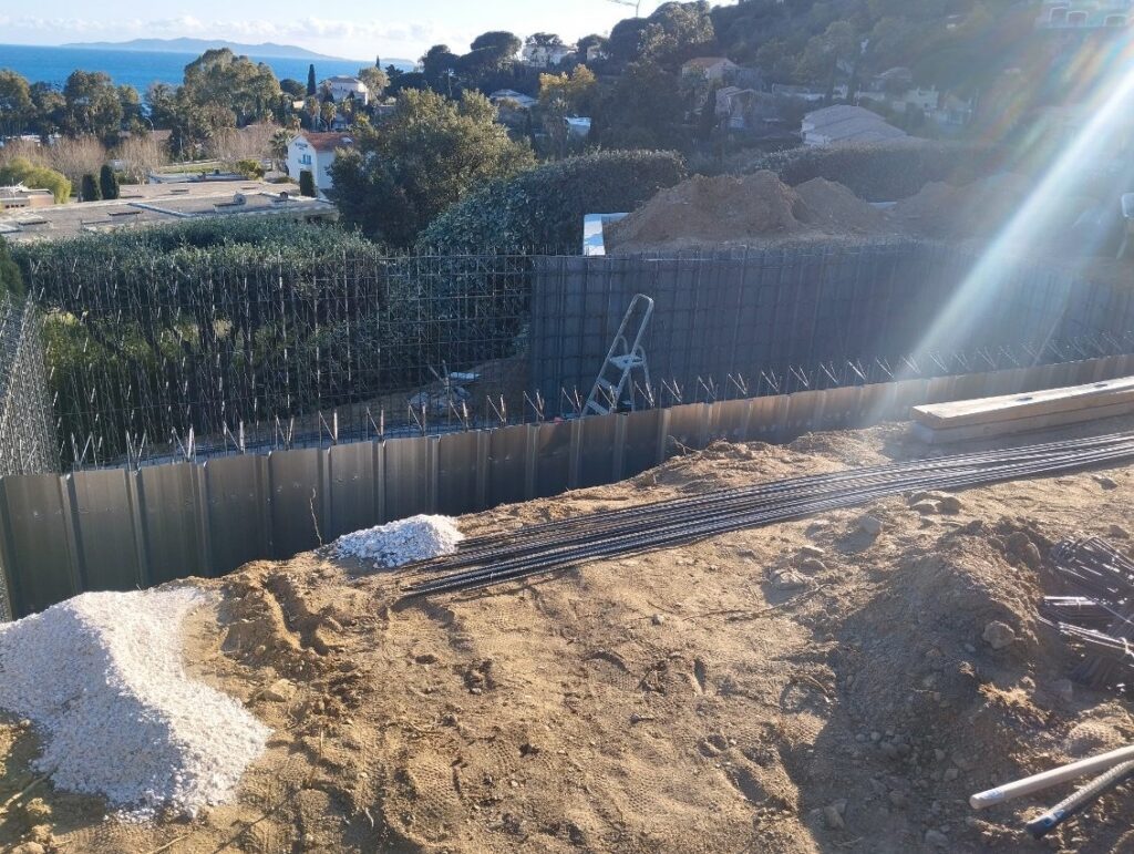 construction piscine creusée en béton armé JPBG 